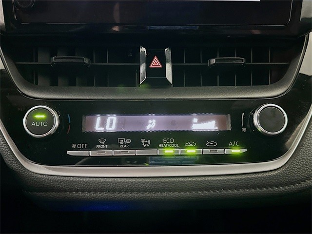2023 Toyota Corolla SE photo