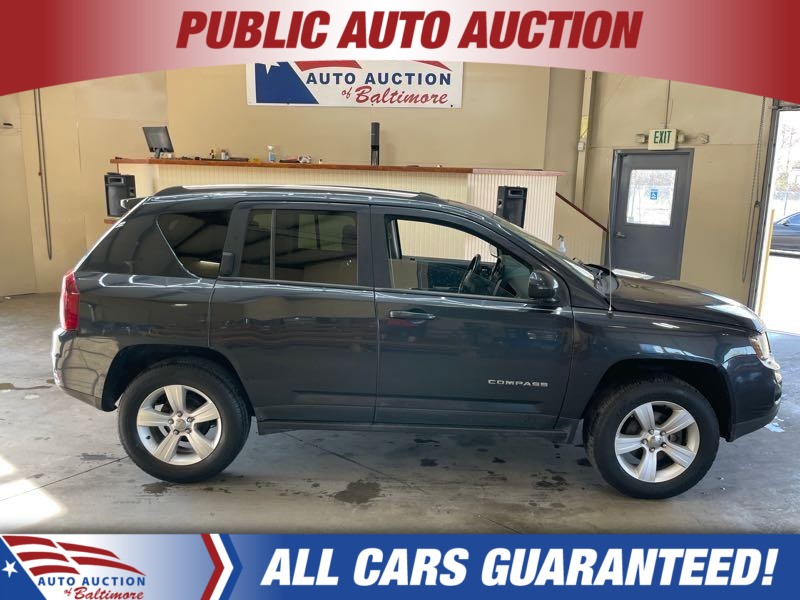 GRY 2014 Jeep Compass Latitude 4WD SUV / Crossover Four-Wheel Drive Automatic