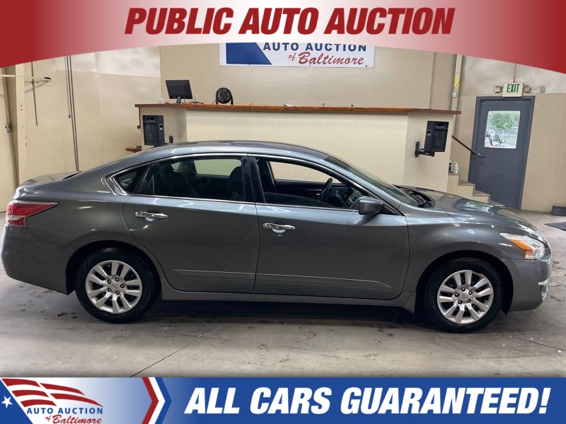 GRY 2015 Nissan Altima Sedan Front-Wheel Drive Automatic