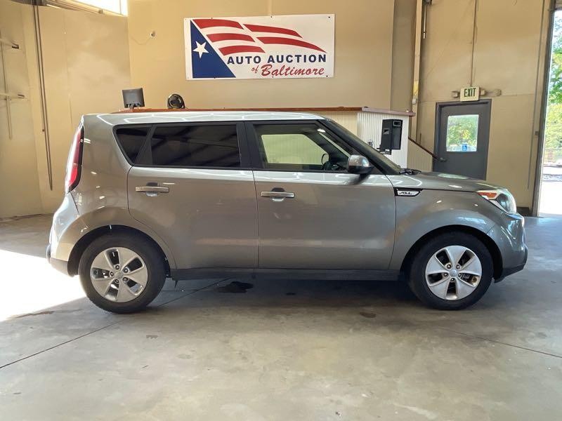 LT GRN 2015 Kia Soul Wagon  Automatic