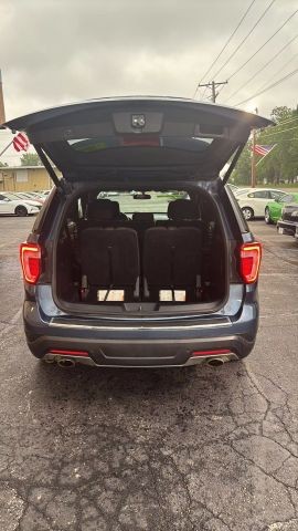 2018 Ford Explorer XLT Sport Utility 4D photo