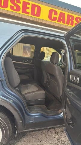 2018 Ford Explorer XLT Sport Utility 4D photo