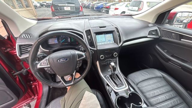 2018 Ford Edge SEL Sport Utility 4D photo