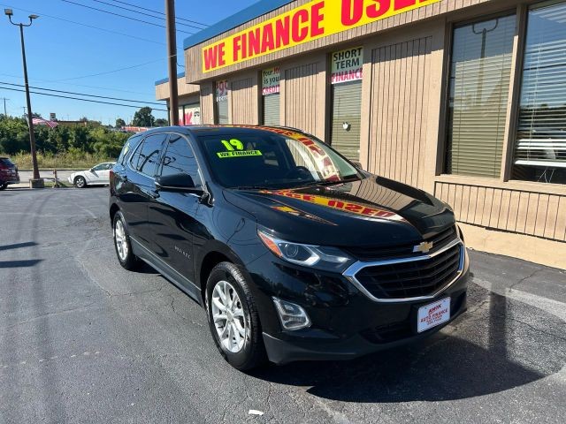 2019 Chevrolet Equinox LT Sport Utility 4D photo