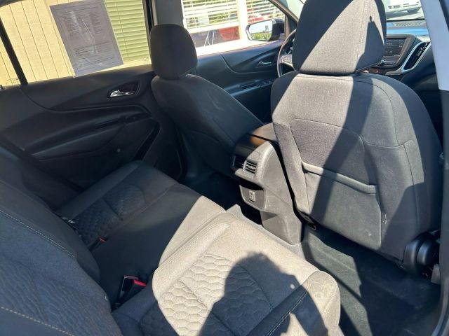 2019 Chevrolet Equinox LT Sport Utility 4D photo