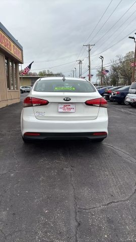 2018 Kia Forte LX Sedan 4D photo