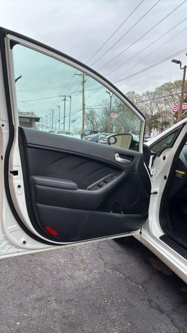 2018 Kia Forte LX Sedan 4D photo