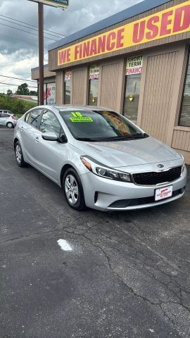 The 2018 Kia Forte LX Sedan 4D photos
