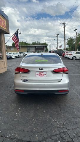 2018 Kia Forte LX Sedan 4D photo