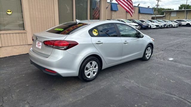 2018 Kia Forte LX Sedan 4D photo