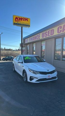 2020 Kia Optima LX Sedan 4D photo