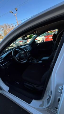 2020 Kia Optima LX Sedan 4D photo