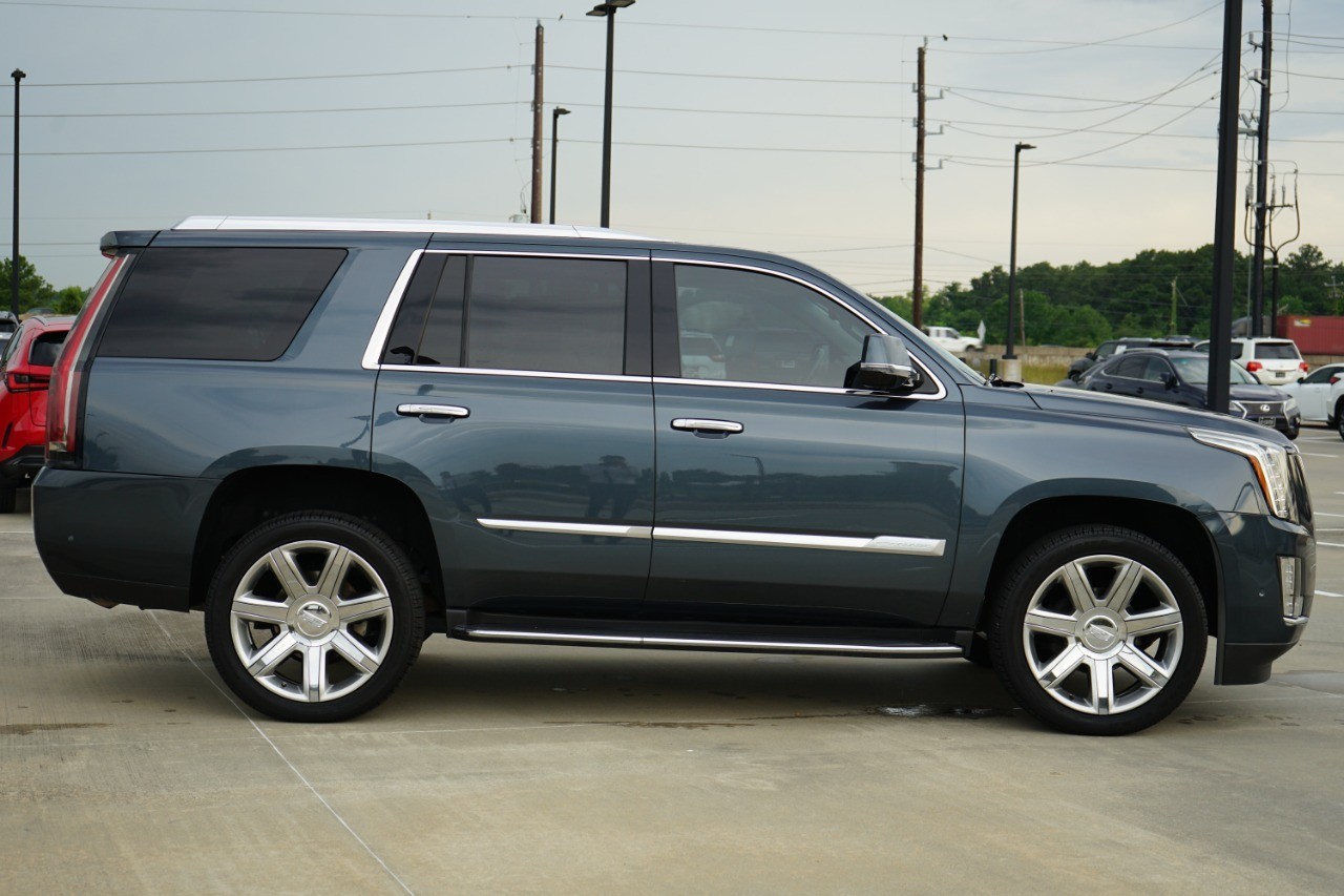 2020 Cadillac Escalade 4WD 4dr Premium Luxury photo