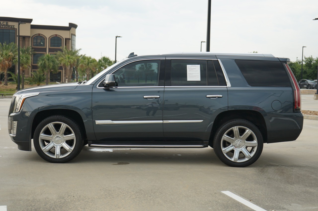 2020 Cadillac Escalade 4WD 4dr Premium Luxury photo