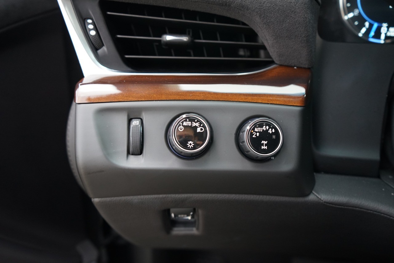 2020 Cadillac Escalade 4WD 4dr Premium Luxury photo