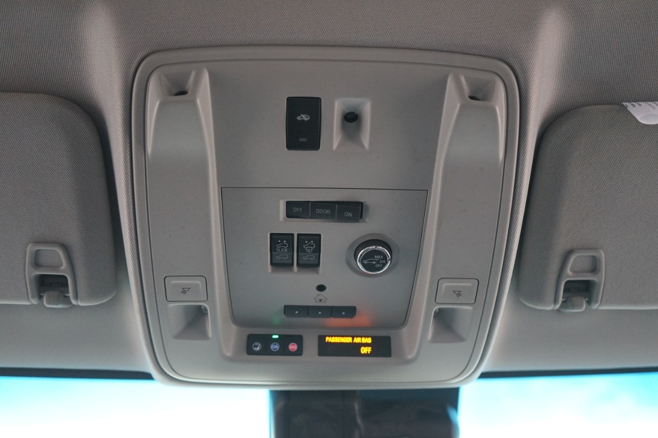 2020 Cadillac Escalade 4WD 4dr Premium Luxury photo