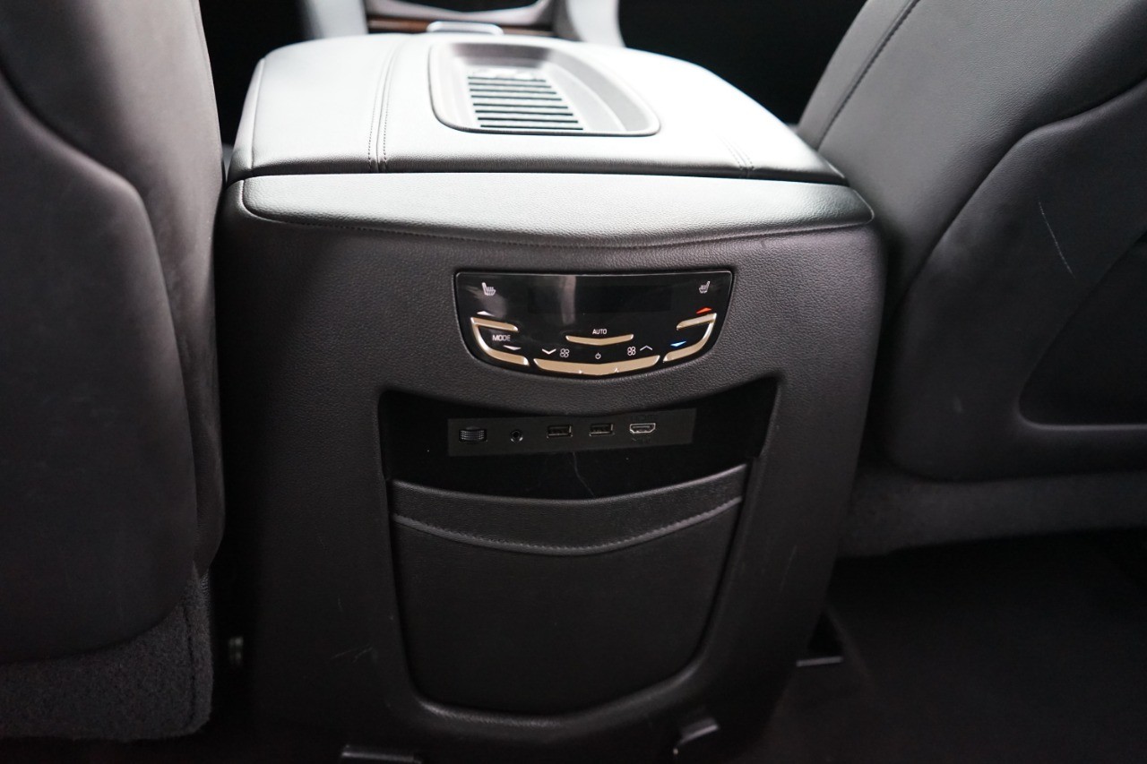 2020 Cadillac Escalade 4WD 4dr Premium Luxury photo