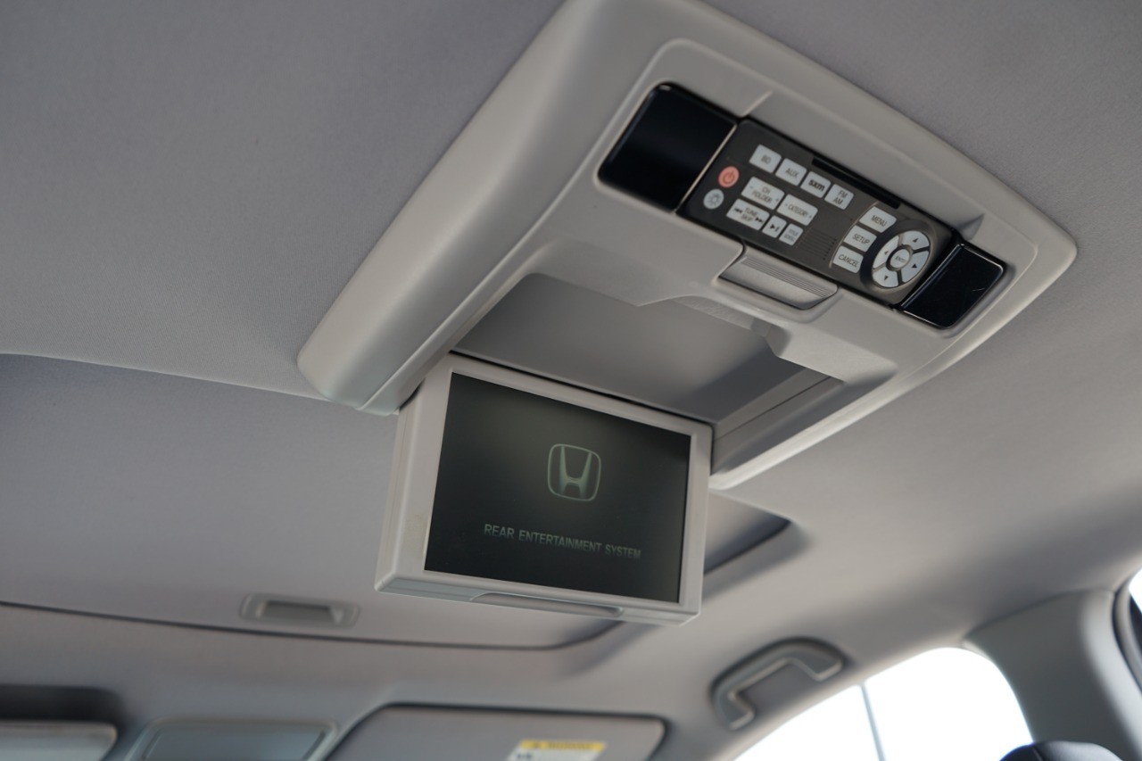 2018 Honda Pilot Touring AWD photo