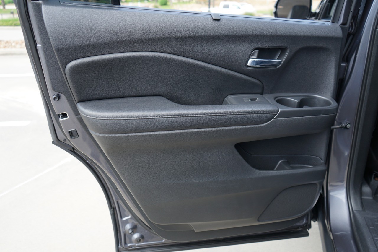 2018 Honda Pilot Touring AWD photo