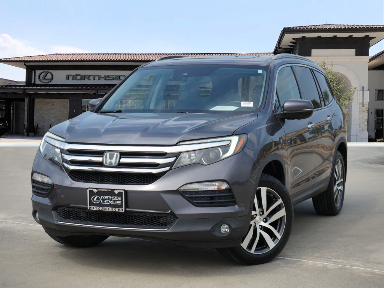 2018 Honda Pilot Touring AWD photo