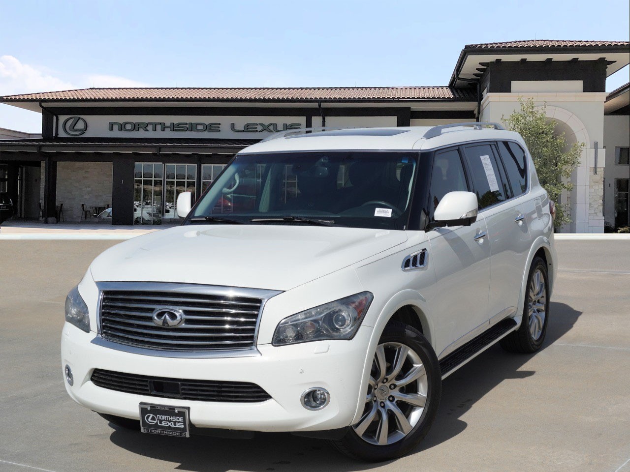 White 2012 INFINITI QX56 RWD SUV / Crossover 4X2 7-Speed Automatic