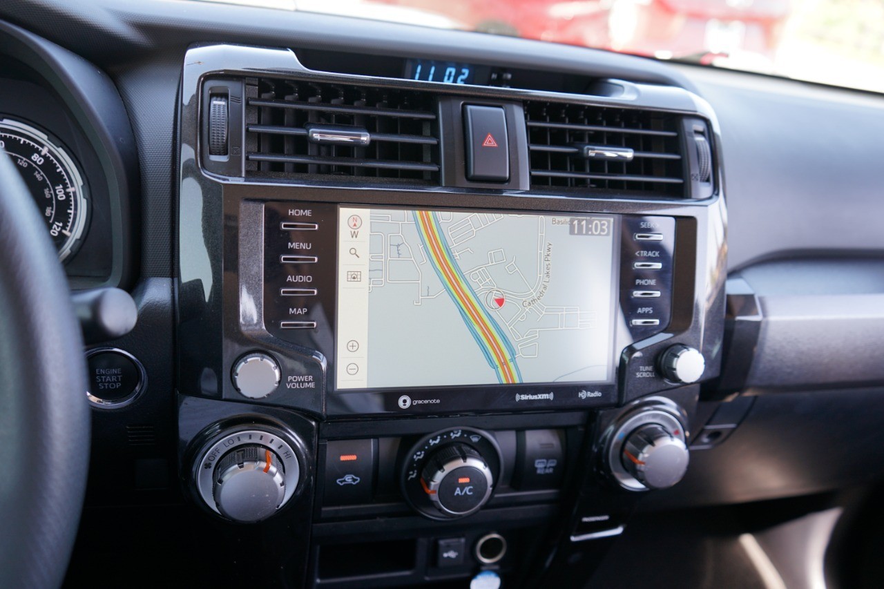 2021 Toyota 4Runner TRD Off Road Premium 4WD (Natl photo