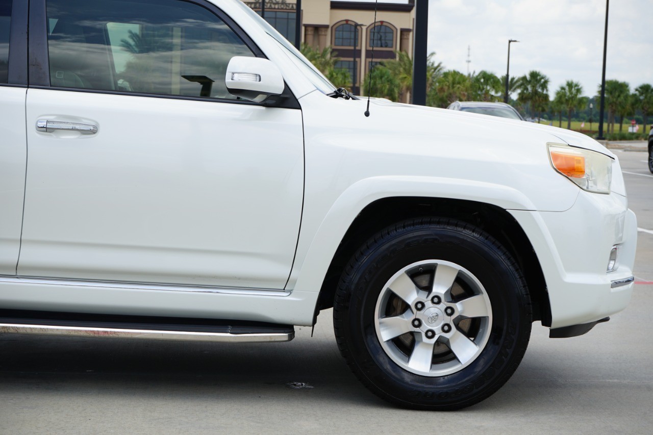 2012 Toyota 4Runner SR5 photo