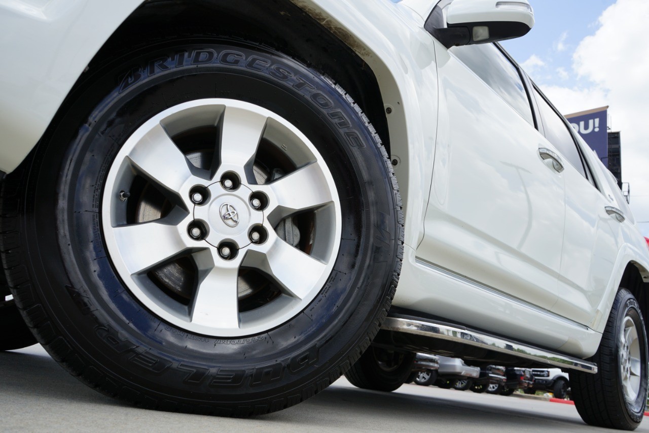 2012 Toyota 4Runner SR5 photo