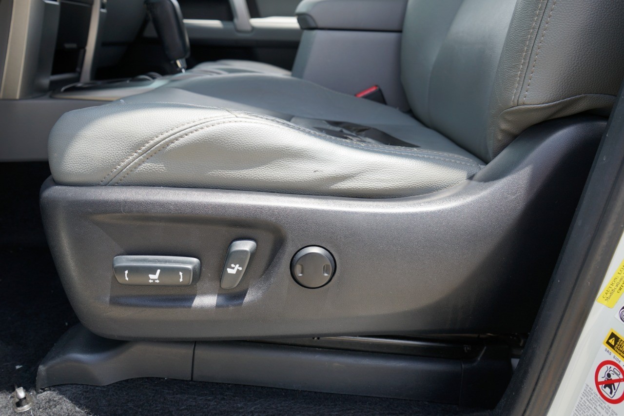 2012 Toyota 4Runner SR5 photo