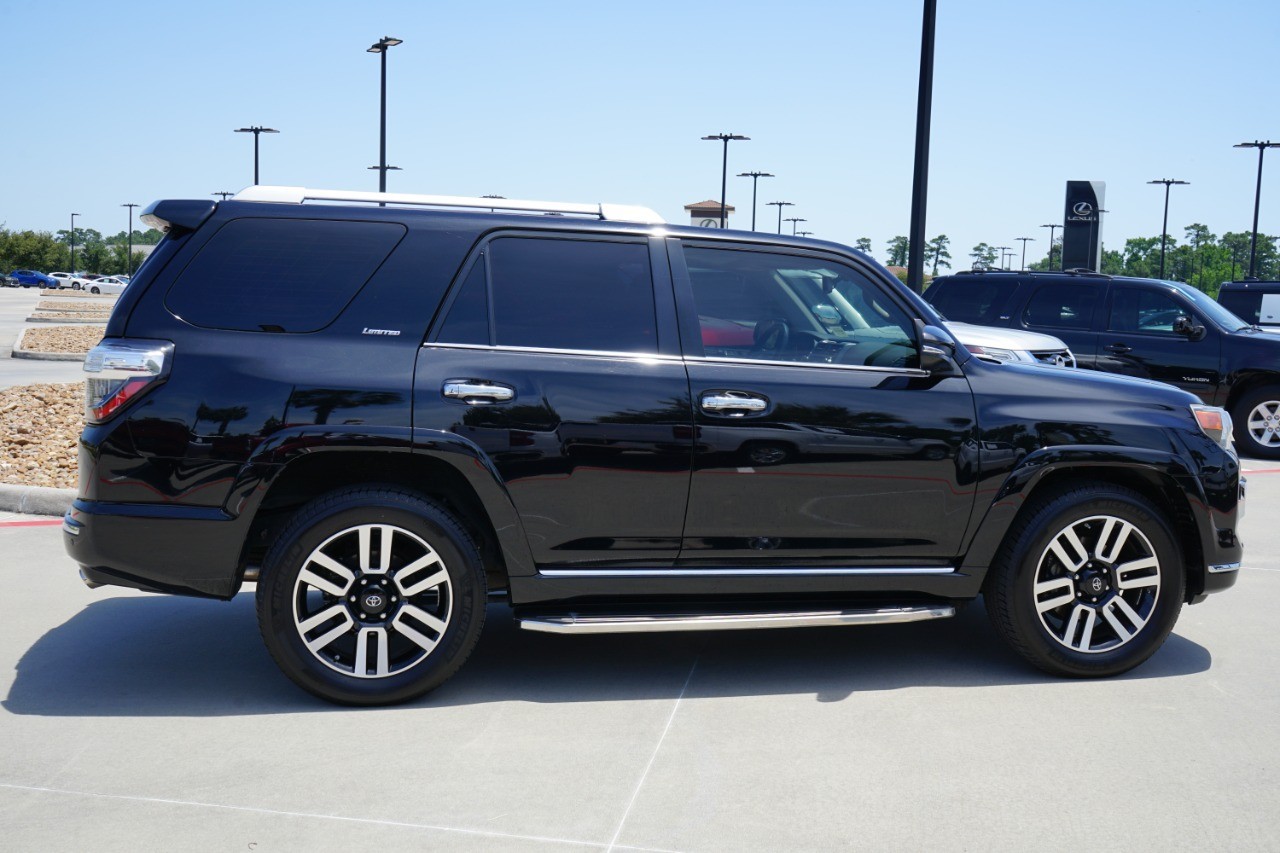 2017 Toyota 4Runner Limited 2WD (Natl) photo