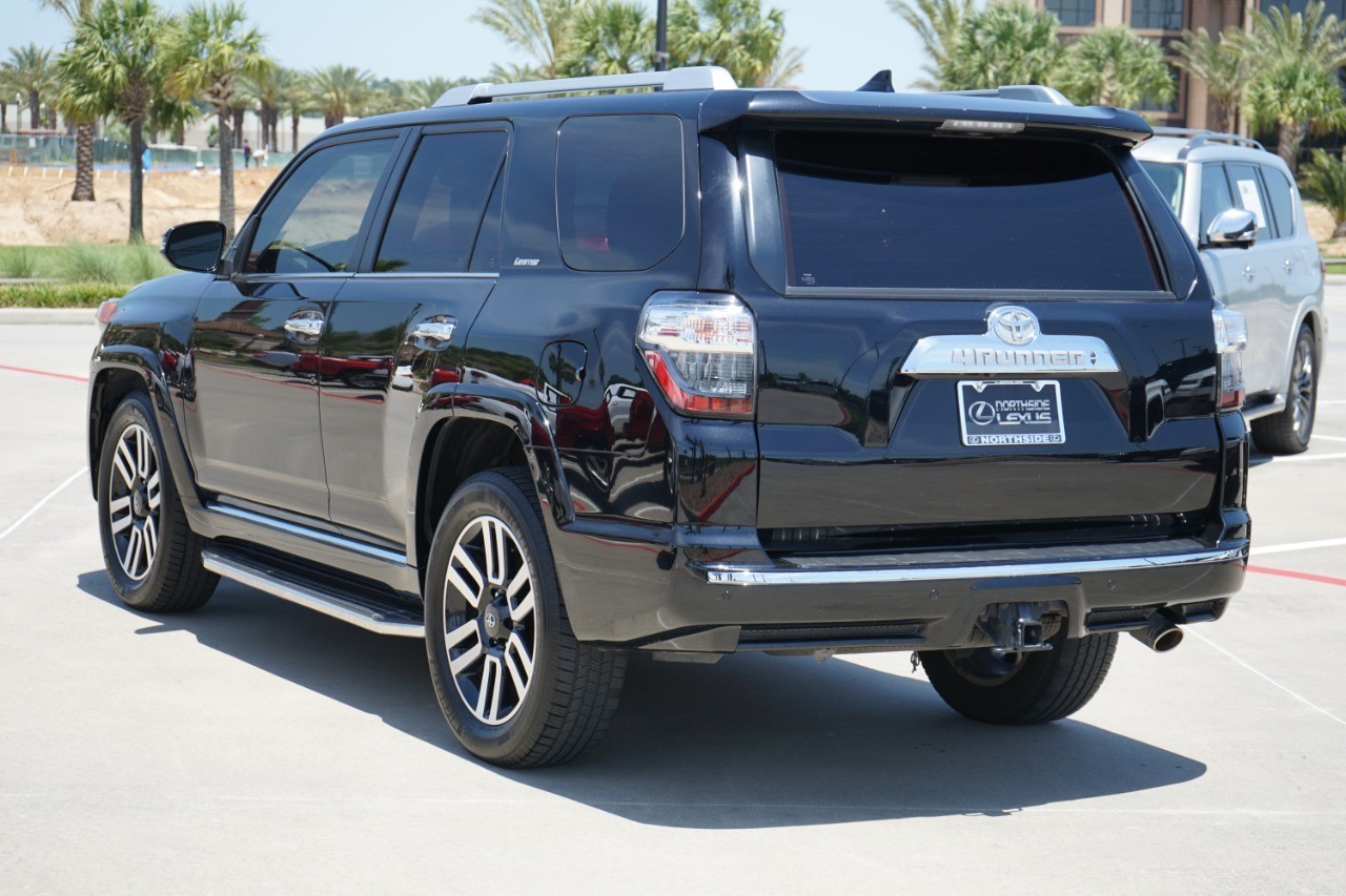 2017 Toyota 4Runner Limited 2WD (Natl) photo