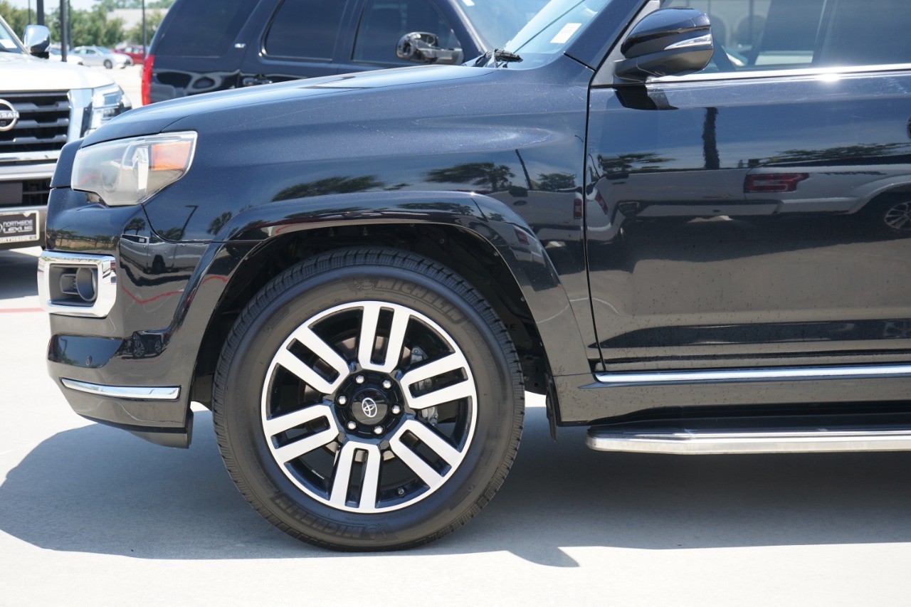 2017 Toyota 4Runner Limited 2WD (Natl) photo
