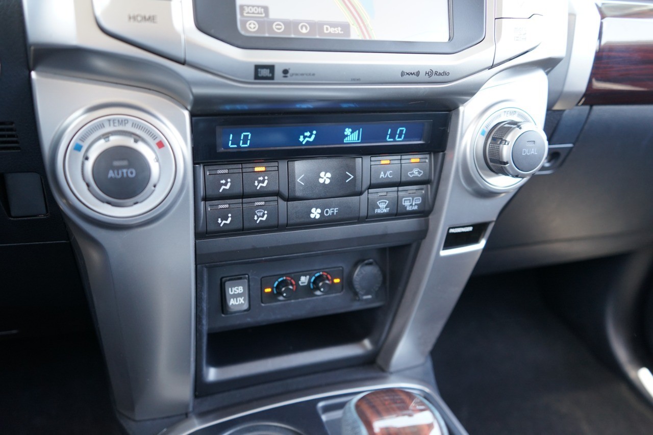 2017 Toyota 4Runner Limited 2WD (Natl) photo