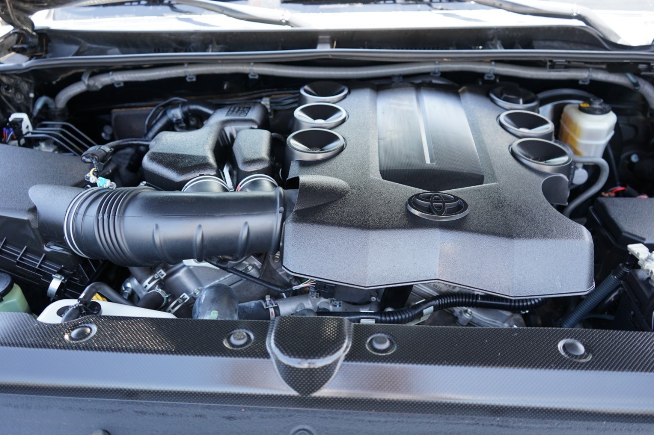 2017 Toyota 4Runner Limited 2WD (Natl) photo