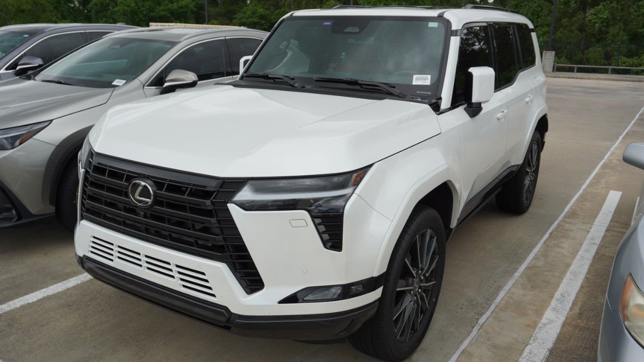 White 2026 Lexus GX 550 Luxury+ AWD SUV / Crossover All-Wheel Drive Automatic