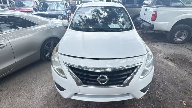 2017 Nissan Versa 1.6 S