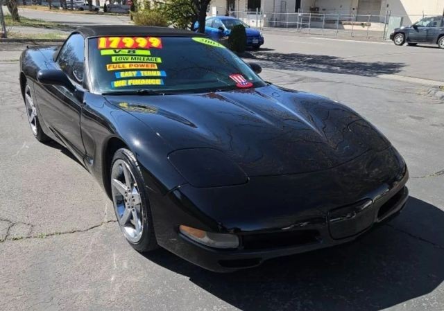 2003 Chevrolet Corvette Base