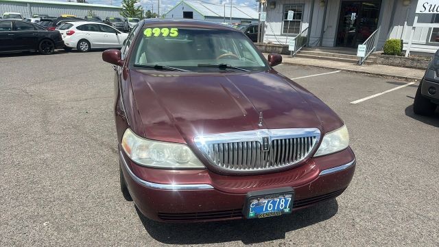 2004 Lincoln Town Car Ultimate