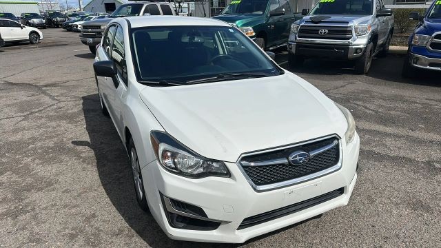 2016 Subaru Impreza 2.0i