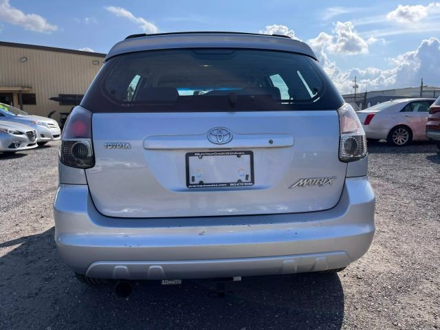 2005 Toyota Matrix photo