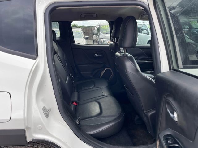 2016 Jeep Renegade Limited Sport Utility 4D photo