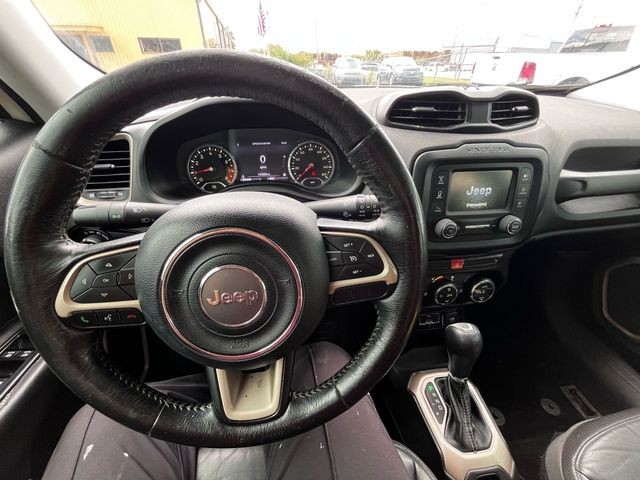 2016 Jeep Renegade Limited Sport Utility 4D photo
