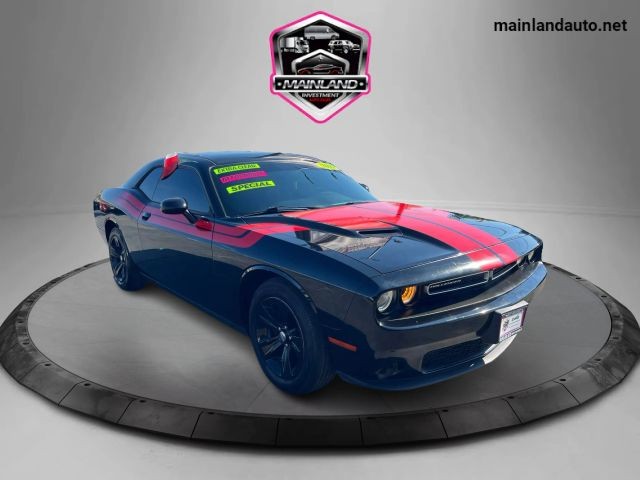 2017 Dodge Challenger SXT