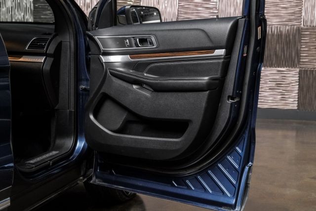 2016 Ford Explorer Limited Sport Utility 4D photo