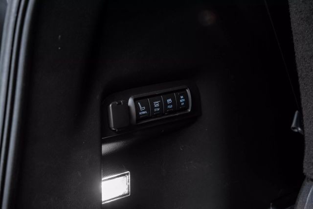 2016 Ford Explorer Limited Sport Utility 4D photo