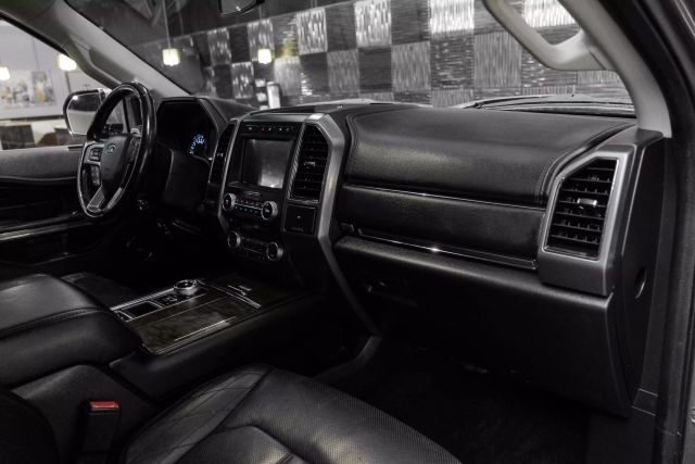2018 Ford Expedition Platinum Sport Utility 4D photo