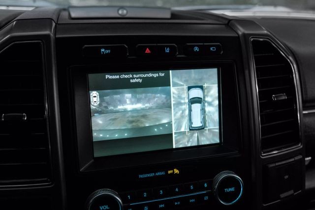 2018 Ford Expedition Platinum Sport Utility 4D photo