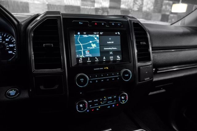 2018 Ford Expedition Platinum Sport Utility 4D photo