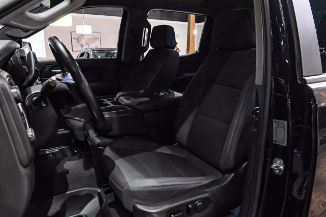 2019 Chevrolet Silverado 1500 LT Pickup 4D 5 3/4 ft photo