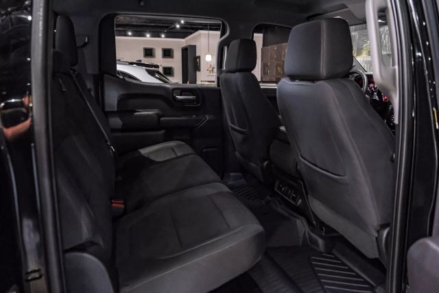 2019 Chevrolet Silverado 1500 LT Pickup 4D 5 3/4 ft photo